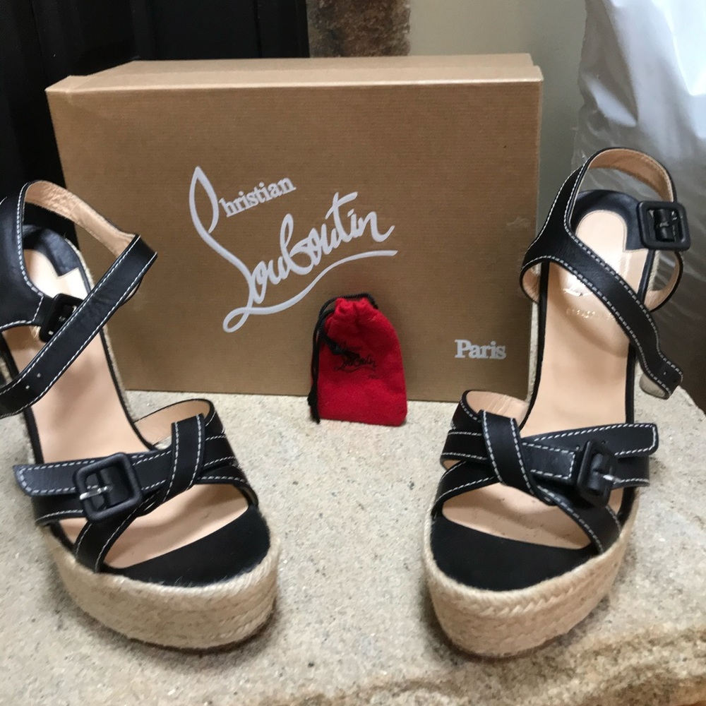 AUTHENTIC Christian Louboutin Zero Problem 140